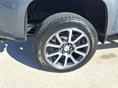 Used 2022 GMC Canyon Denali image 6