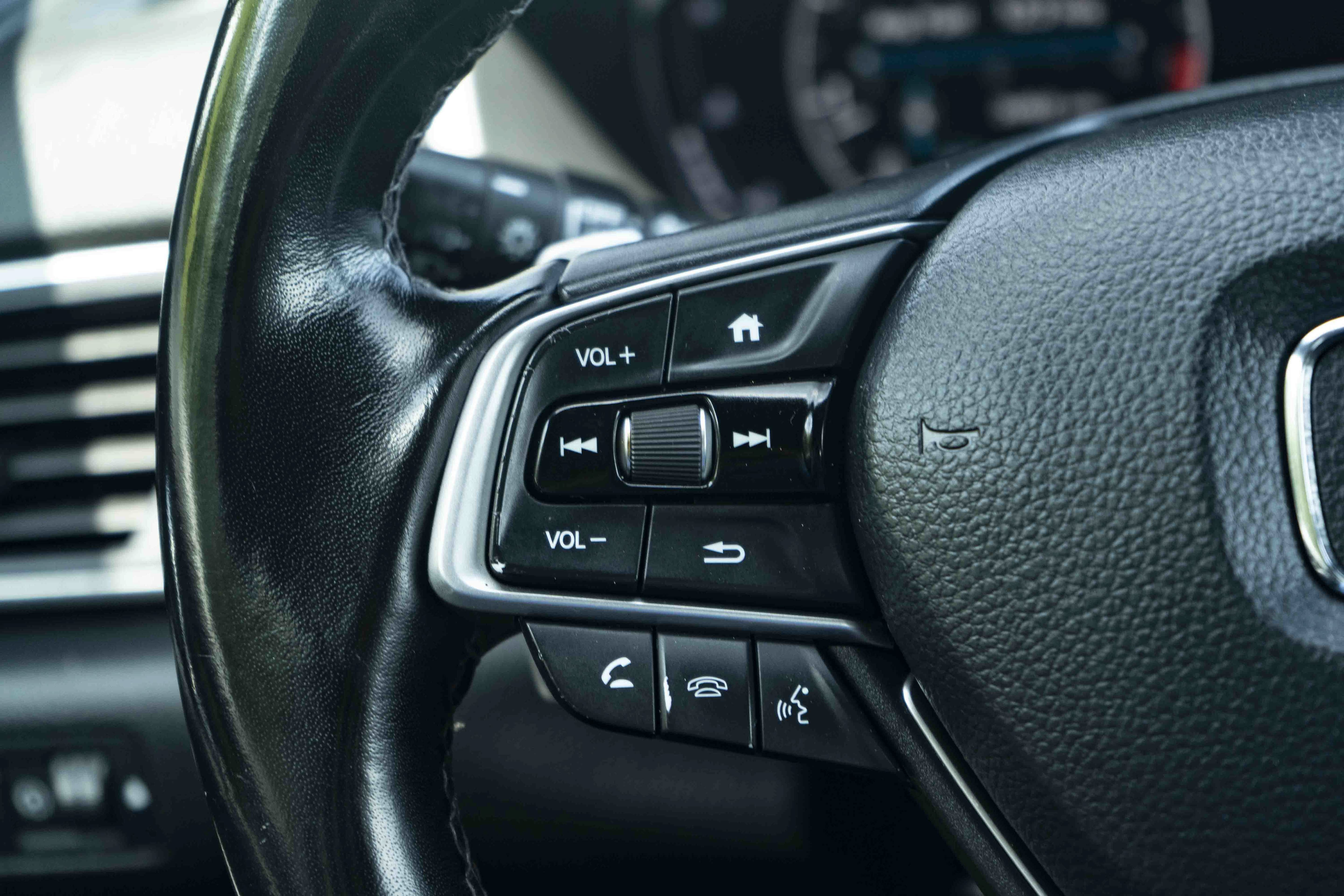 Used 2020 Honda Accord Sport image 20