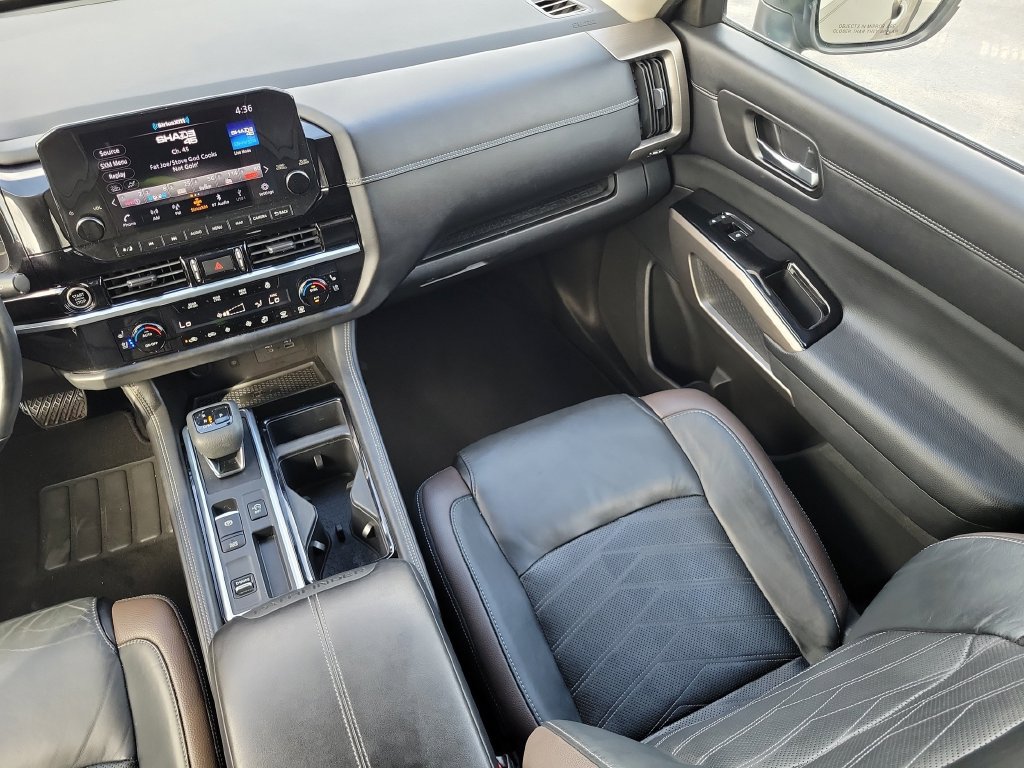 Certified 2023 Nissan Pathfinder Platinum w/ Lighting Package (N93) FWD image 23