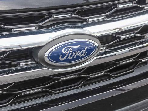 Used 2024 Ford Expedition Limited RWD image 11