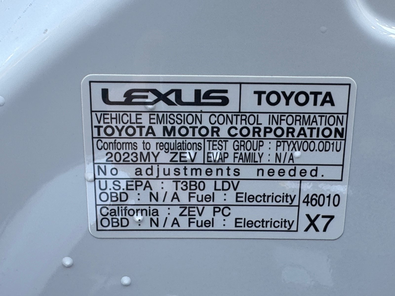 Used 2023 Lexus RZ 450e Premium w/ Technology Package AWD/4WD image 17