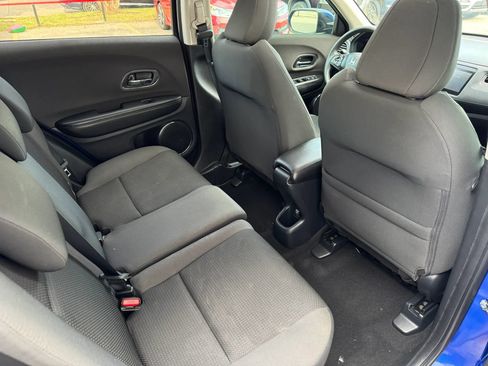 Used 2019 Honda HR-V EX image 26
