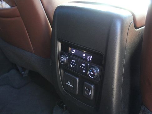 Used 2021 Buick Enclave Avenir w/ Avenir Technology Package image 17