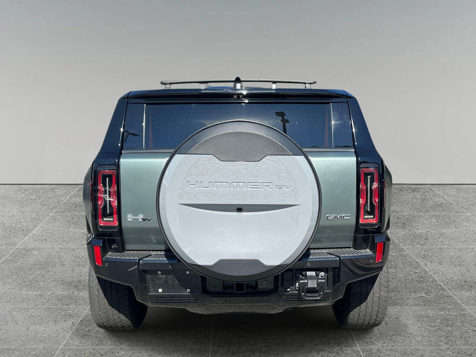 Used 2024 GMC Hummer EV 3X w/ LPO, Illumination Package AWD/4WD image 4