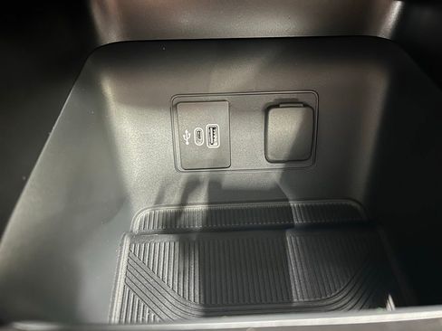 New 2026 Ford Explorer Active w/ Active Comfort Package image 21