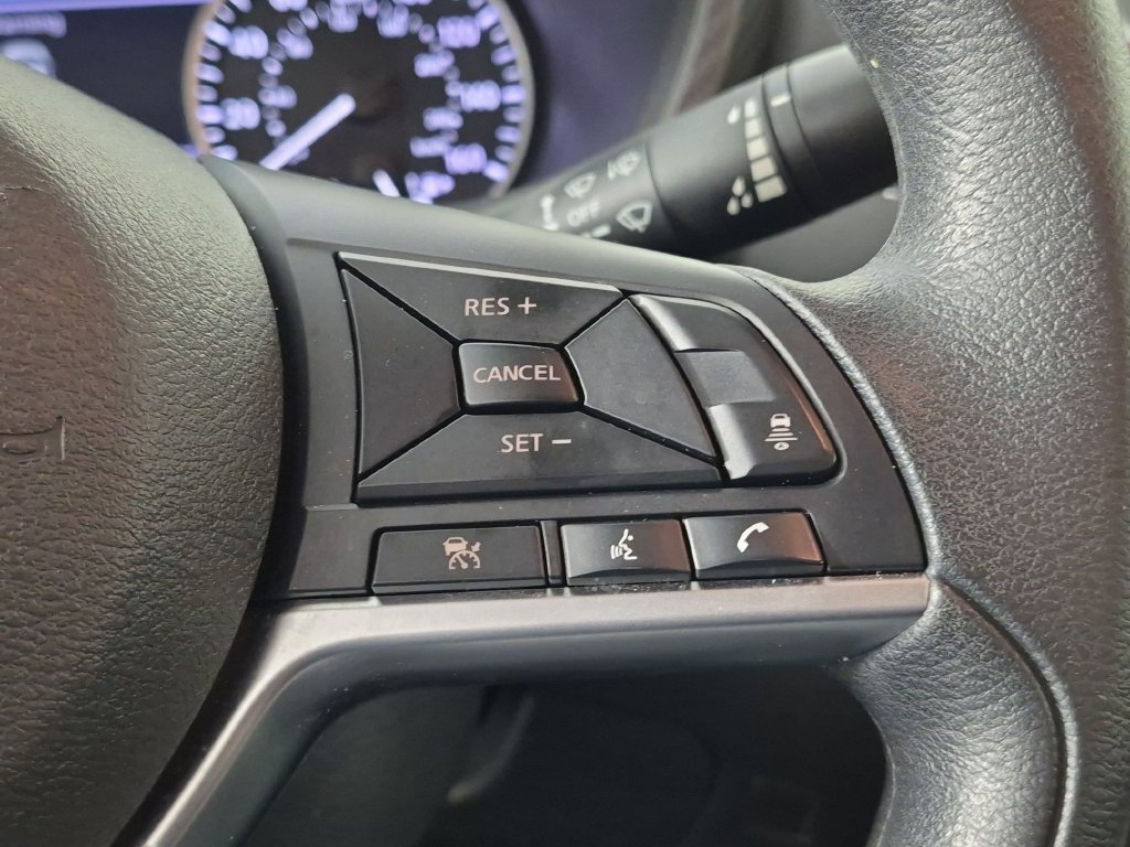 Used 2025 Nissan Sentra SV FWD image 19
