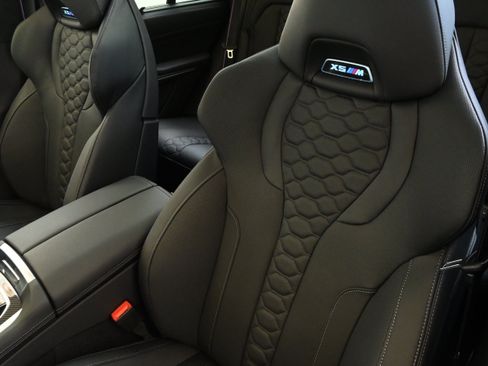 New 2026 BMW X5 M Competition w/ Executive Package AWD/4WD image 11