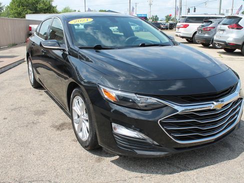 Used 2021 Chevrolet Malibu LT FWD image 7