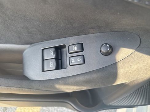 Used 2024 Nissan Z Performance w/ Floor Mat Package image 11