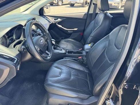 Used 2018 Ford Focus Titanium FWD image 22