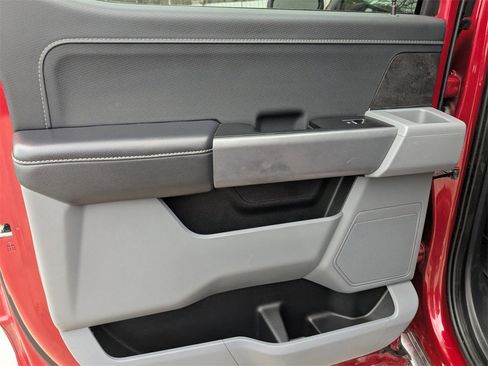 Used 2025 Ford F150 XLT w/ Equipment Group 301A Standard image 24