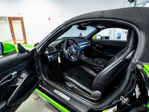 Used 2017 Porsche 718 Boxster S image 32