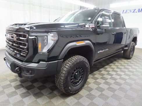 Used 2025 GMC Sierra 2500 AT4X w/ AT4X AEV Edition image 6
