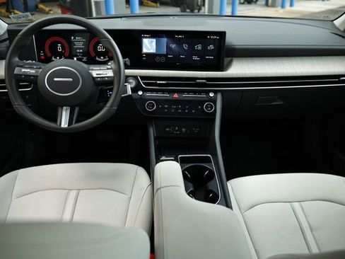 Certified 2025 Hyundai Sonata SEL image 25