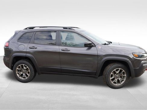 Used 2022 Jeep Cherokee Trailhawk w/ Sound & Nav Group AWD/4WD image 2
