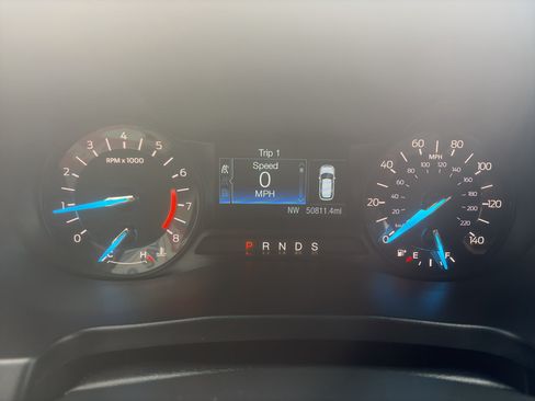 Used 2018 Ford Explorer 4WD image 14