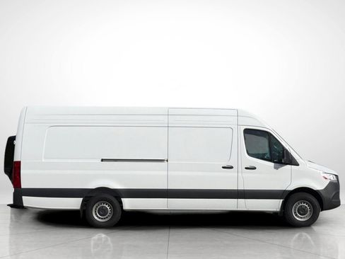 New 2025 Mercedes-Benz Sprinter 2500 image 27