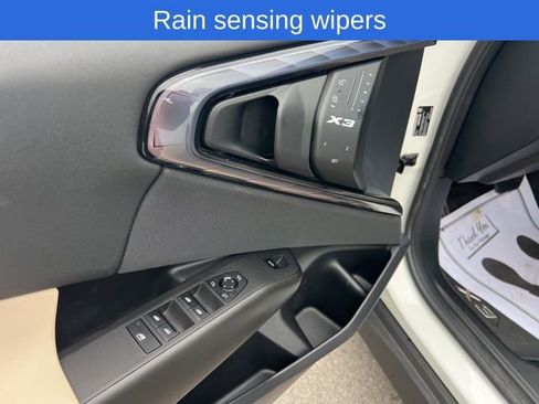 Used 2025 BMW X3 xDrive30i w/ Convenience Package image 20