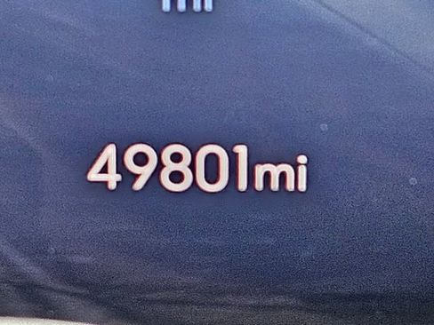 Used 2025 Buick Enclave Preferred FWD image 29