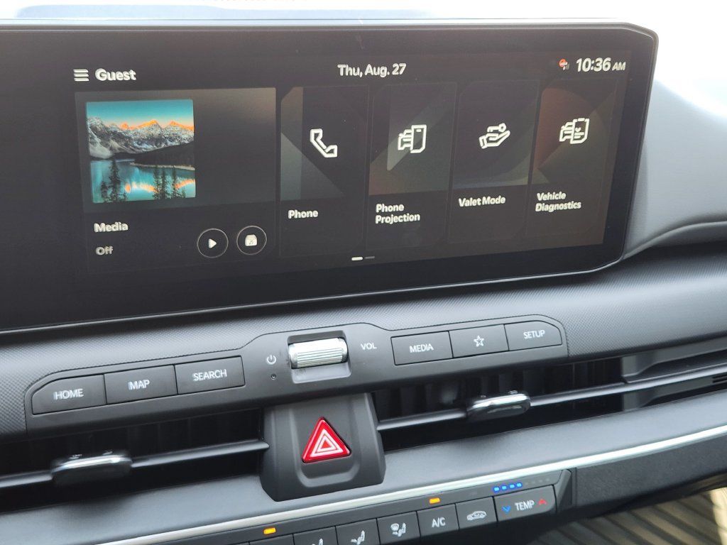 New 2026 Kia K4 FWD image 17