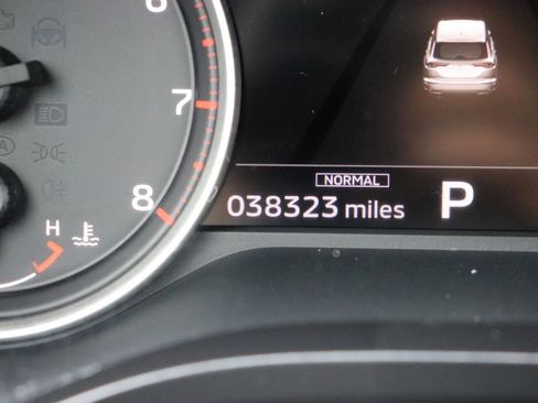 Used 2024 Mitsubishi Outlander FWD image 30