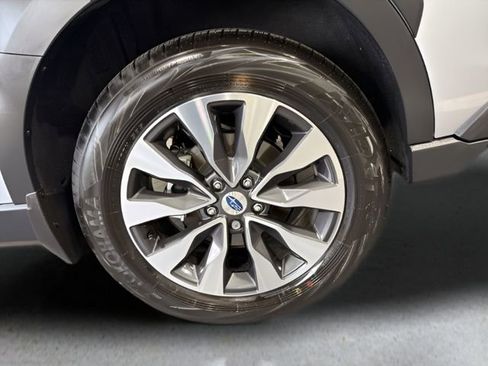 Used 2025 Subaru Outback Limited image 39