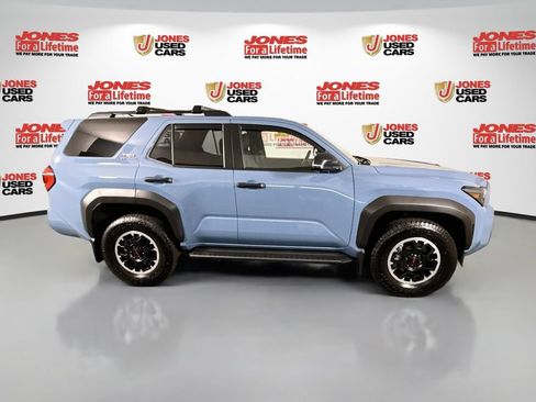 Used 2025 Toyota 4Runner TRD Off-Road Premium AWD/4WD image 20