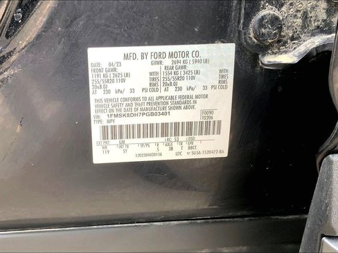 Used 2023 Ford Explorer XLT w/ Equipment Group 202A image 19