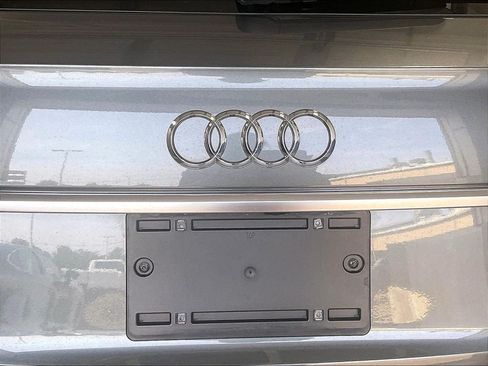 Used 2023 Audi Q5 2.0T Premium Plus w/ Premium Plus Package AWD/4WD image 29
