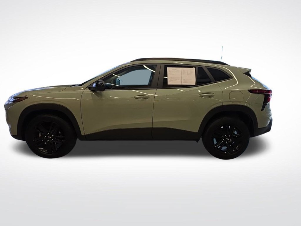 Used 2025 Chevrolet Trax ACTIV FWD image 7