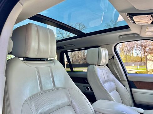 Used 2019 Land Rover Range Rover Long Wheelbase Supercharged AWD/4WD image 22