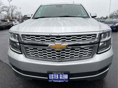 Used 2020 Chevrolet Suburban LT image 4
