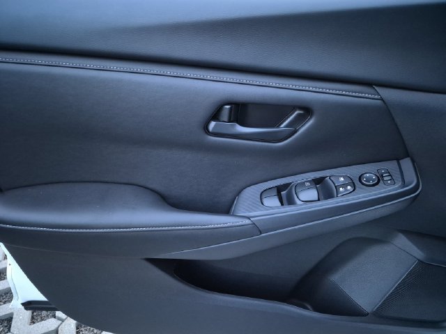 Certified 2024 Nissan Sentra S FWD image 12