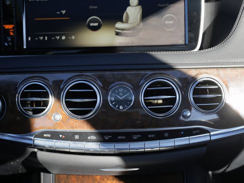 Used 2014 Mercedes-Benz S 550 Sedan image 44