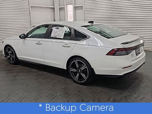 Used 2023 Honda Accord Sport image 6