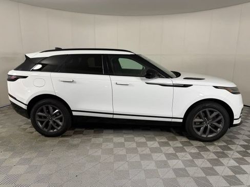 Certified 2026 Land Rover Range Rover Velar Dynamic SE AWD/4WD image 9