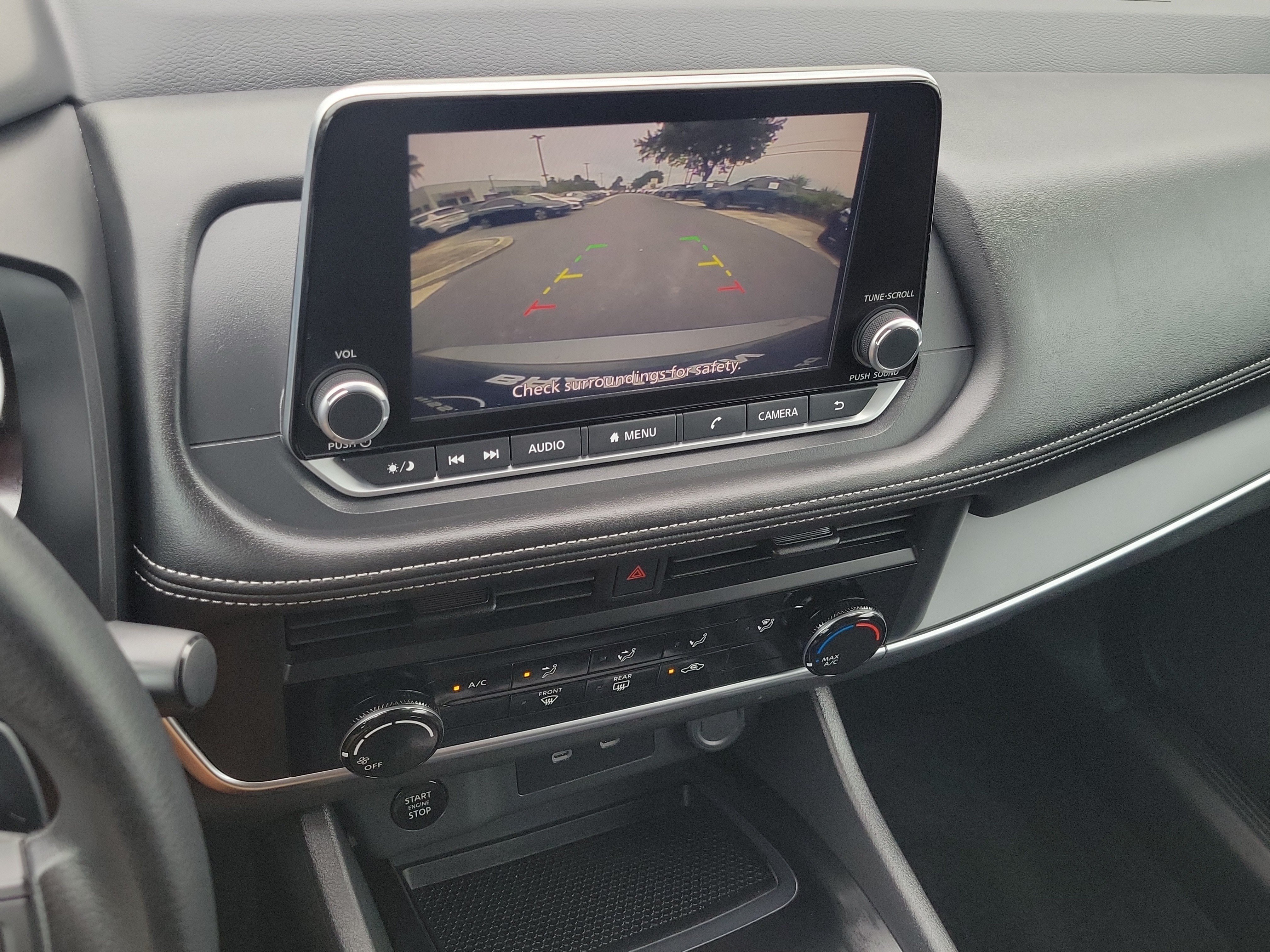 Certified 2025 Nissan Rogue S FWD image 24