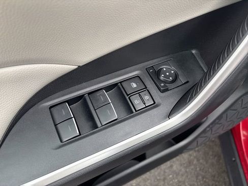 Certified 2024 Toyota RAV4 XLE w/ Convenience Package image 40