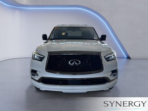 Used 2024 INFINITI QX80 Premium Select w/ All-Season Package AWD/4WD image 2