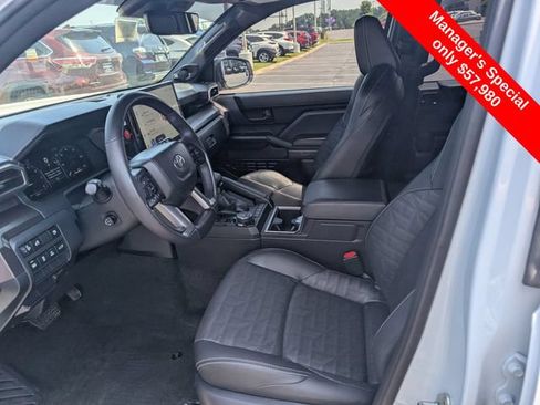 Used 2026 Toyota 4Runner TRD Off-Road Premium AWD/4WD image 13