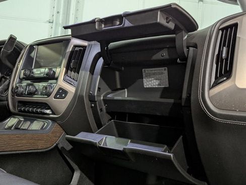 Used 2018 GMC Sierra 1500 Denali image 27