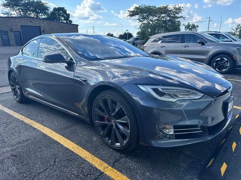 Used 2019 Tesla Model S Performance AWD/4WD image 3