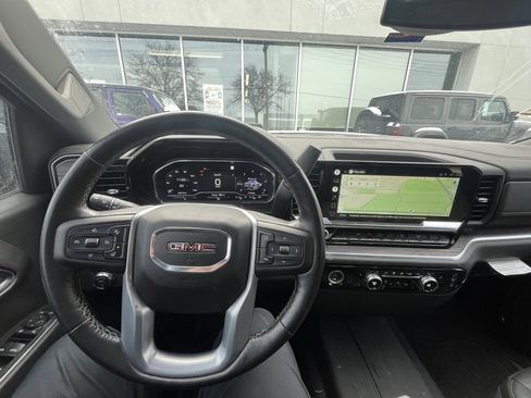 Used 2022 GMC Sierra 1500 SLT image 9