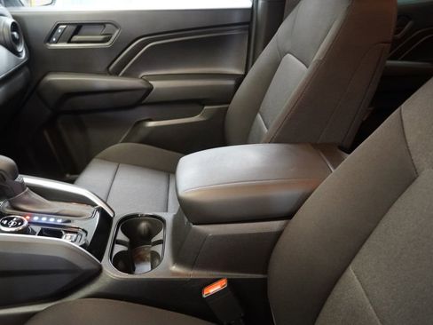 Used 2023 Chevrolet Colorado Trail Boss w/ Advanced Trailering Package image 7