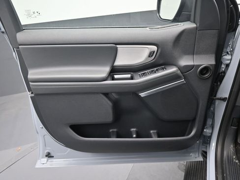 New 2026 Ford Expedition Active RWD image 14