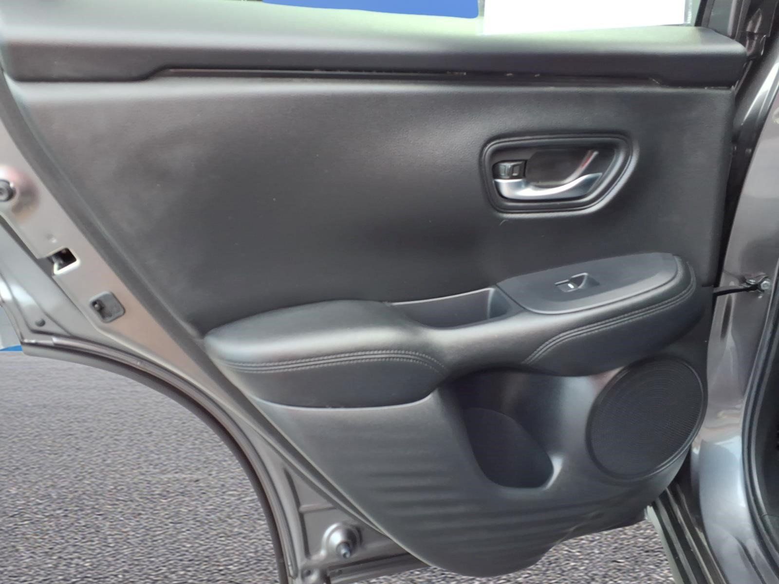 Certified 2024 Honda HR-V LX image 11