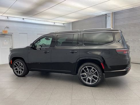 New 2025 Jeep Wagoneer Series III w/ Quick Order Package 25C Super image 6