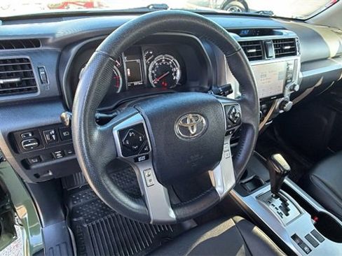 Used 2022 Toyota 4Runner TRD Sport image 31