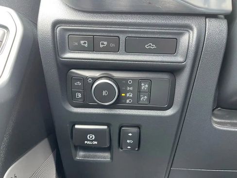 Used 2021 Ford F150 Lariat w/ Equipment Group 502A High AWD/4WD image 30