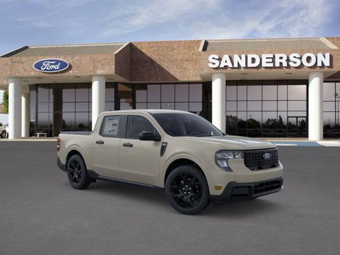 New 2025 Ford Maverick XLT w/ Black Appearance Package image 7